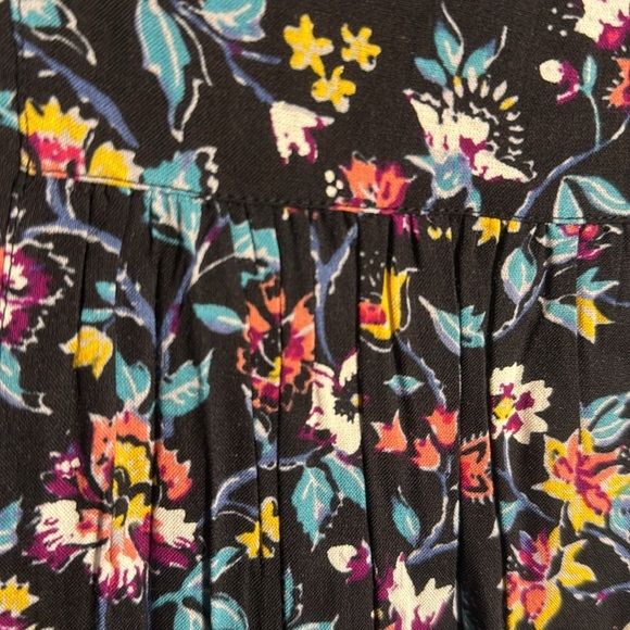 NWT Floral Sleeveless Top - Black Multicolor lightweight colorful spring summer - Picture 6 of 7